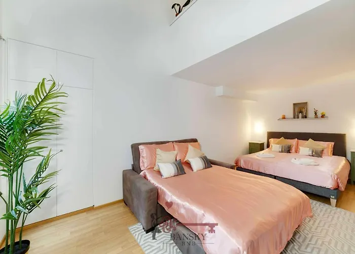 Duplex Loft In Center With Garden, Wi-fi -by Easylife Swiss *